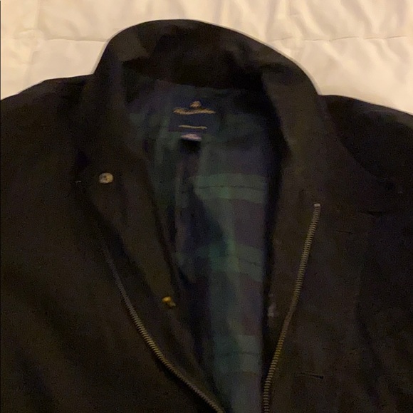 brooks waterproof jacket